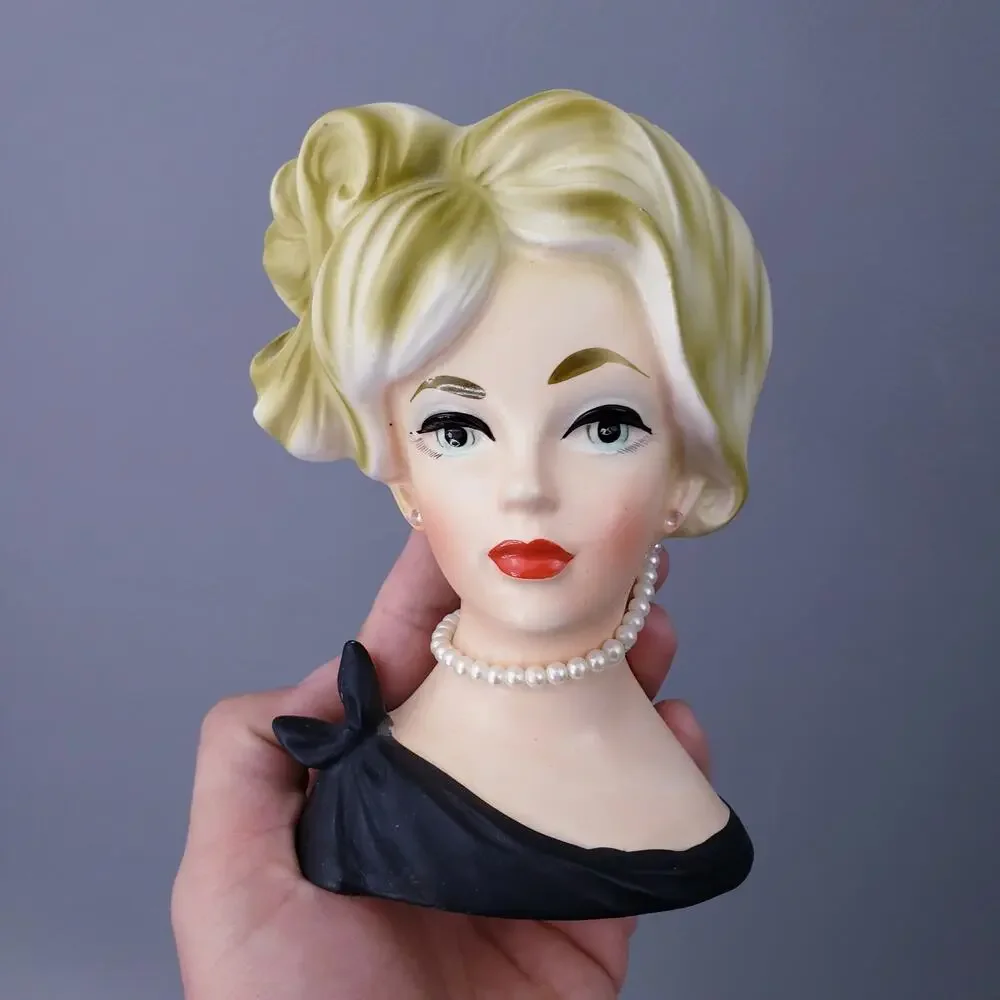 Lady Head Vase 5.5